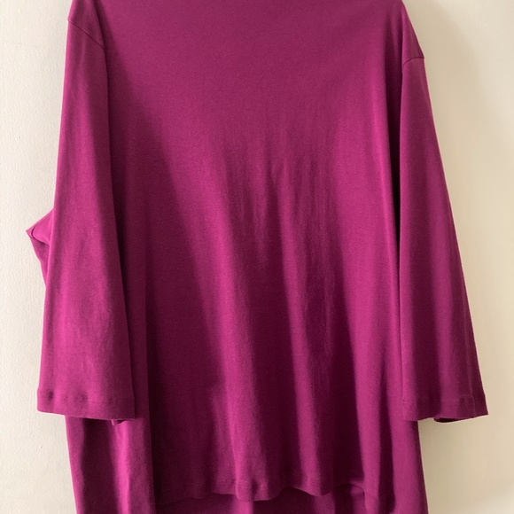 V-neck top - Picture 2 of 4